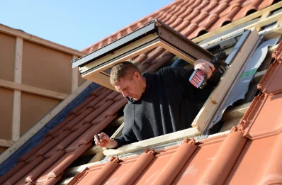 Pose de fenêtres de toit Velux à Virandeville